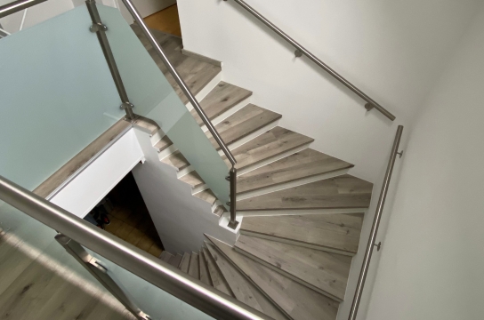 Krennovativ Metall Design - Projekt Geländer