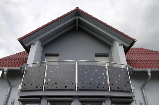 Krennovativ Metall Design - Projekt Geländer