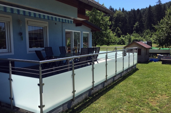 Krennovativ Metall Design - Projekt Geländer